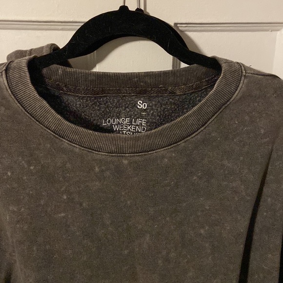 sweatshirt - Picture 2 of 2